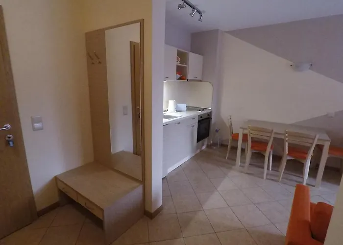 Royal Sun - Sunny Cove *