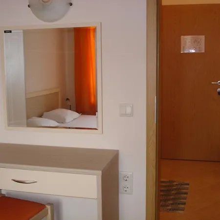 Royal Sun - Sunny Cove Apartament