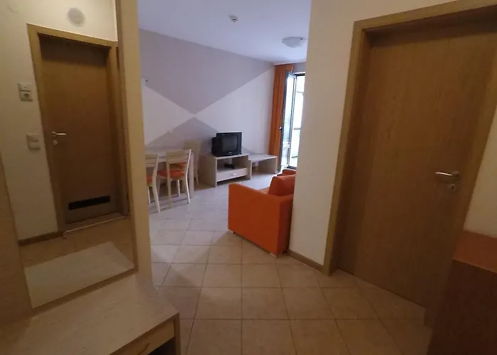 Royal Sun - Sunny Cove Apartment *