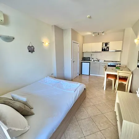 Apartment Royal Sun - Sunny Cove *