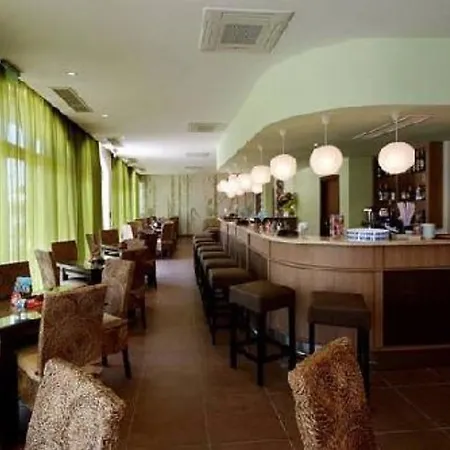 Royal Sun - Sunny Cove * Sunny Beach