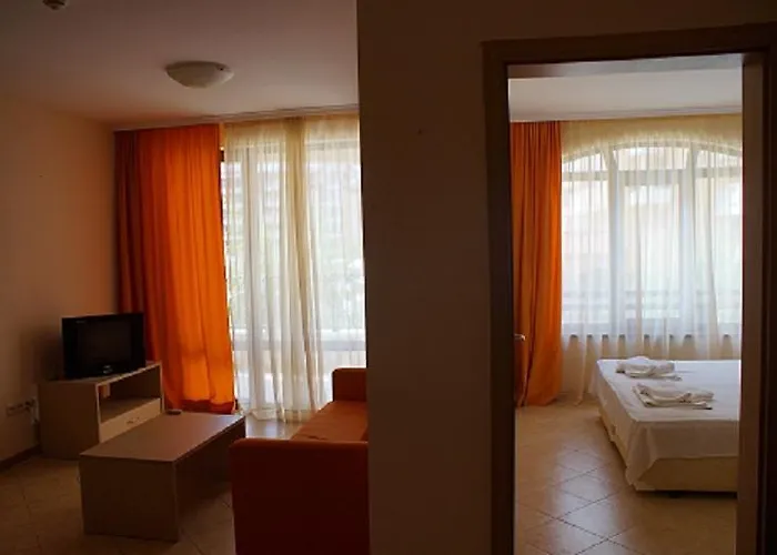 Royal Sun - Sunny Cove *